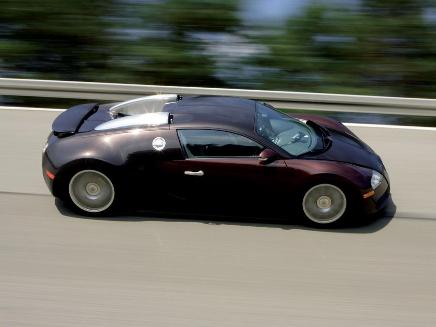  Bugatti Veyron 16.4 2005 года  (US) (фото 15 из 17)